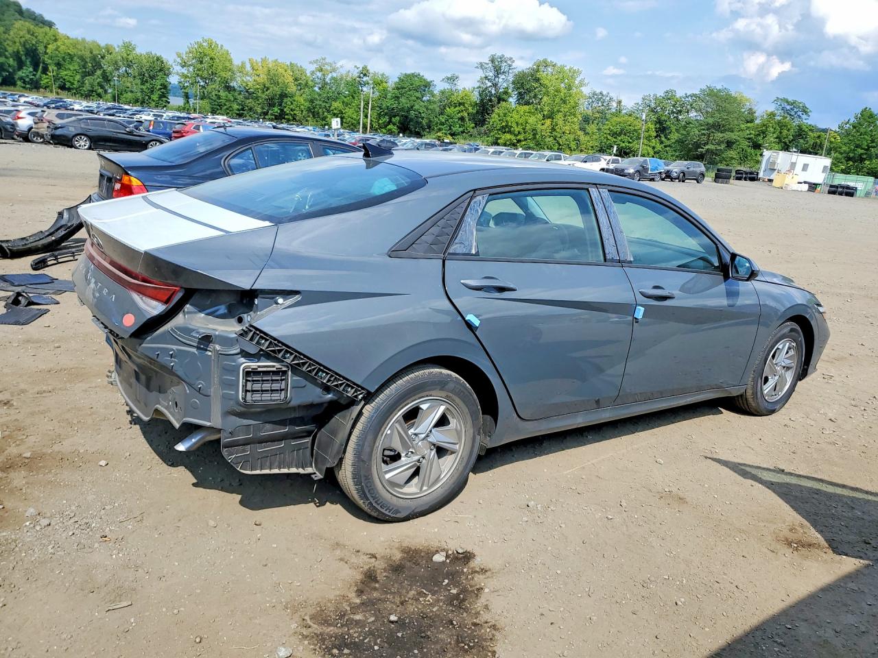 2026 HYUNDAI ELANTRA SE — снимка 3
