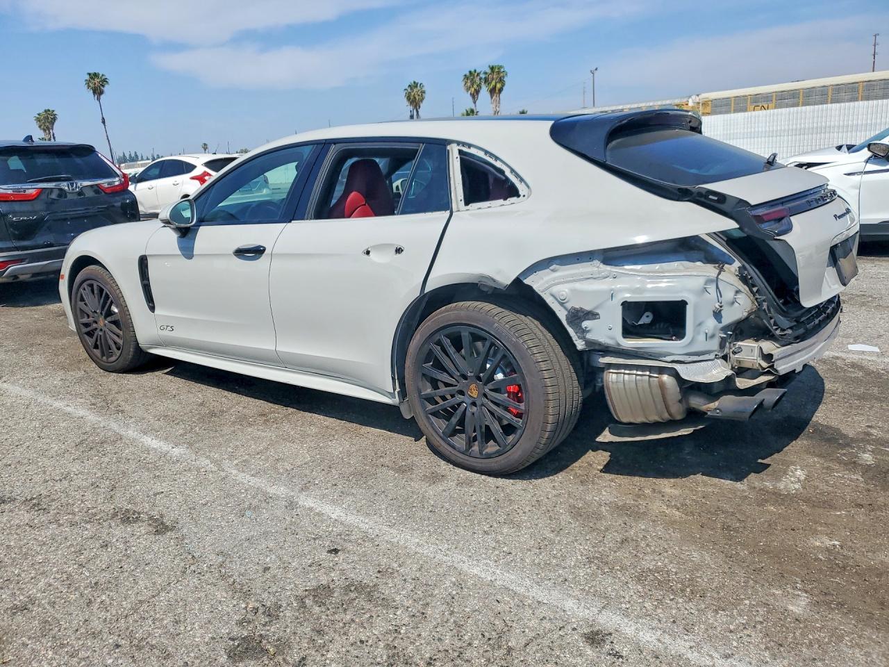 2019 PORSCHE PANAMERA GTS SPORT TURISMO — снимка 2