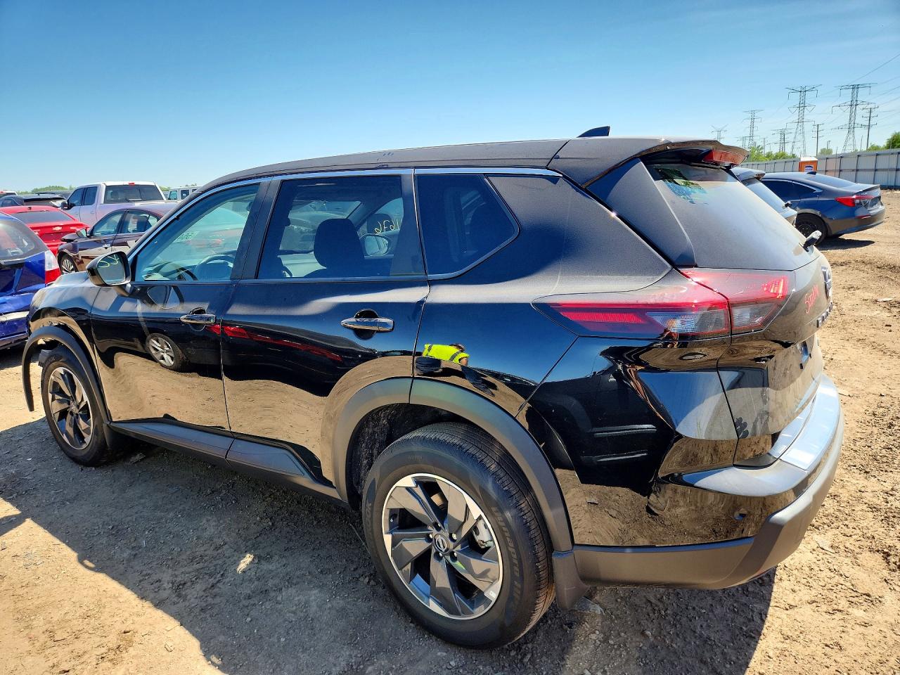 2026 NISSAN ROGUE SV — снимка 2