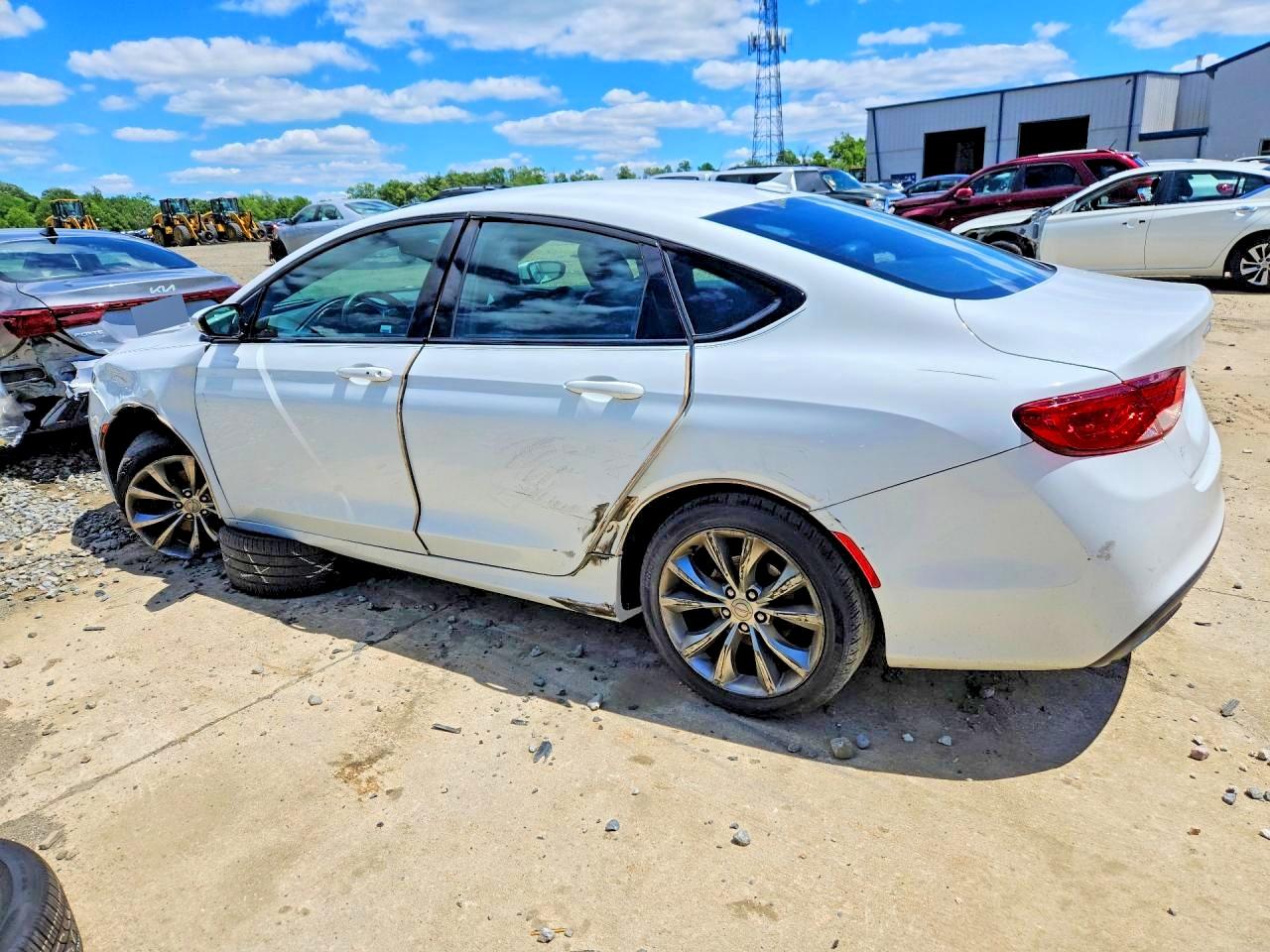 2016 CHRYSLER 200 S — снимка 2