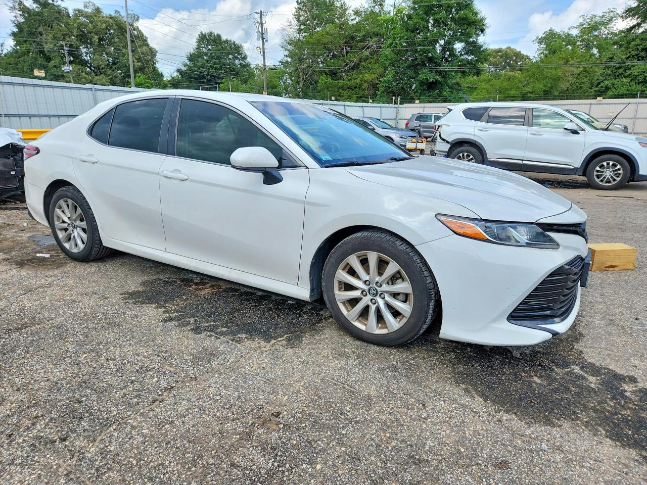 2018 TOYOTA CAMRY LE — снимка 4