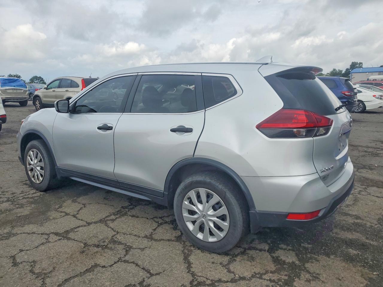 2019 NISSAN ROGUE S — снимка 2