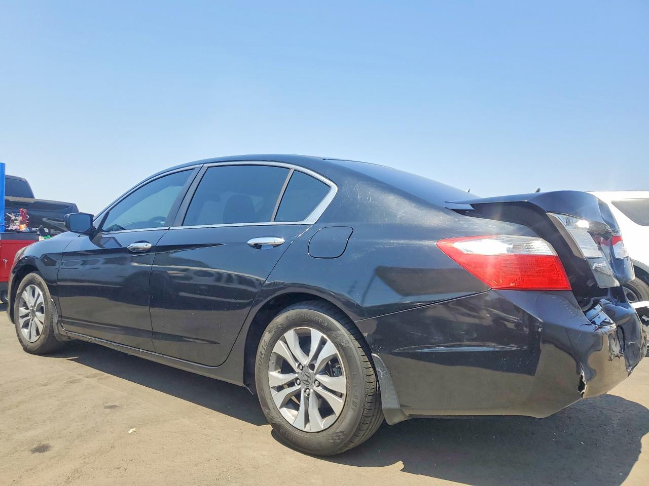 2015 HONDA ACCORD LX — снимка 2