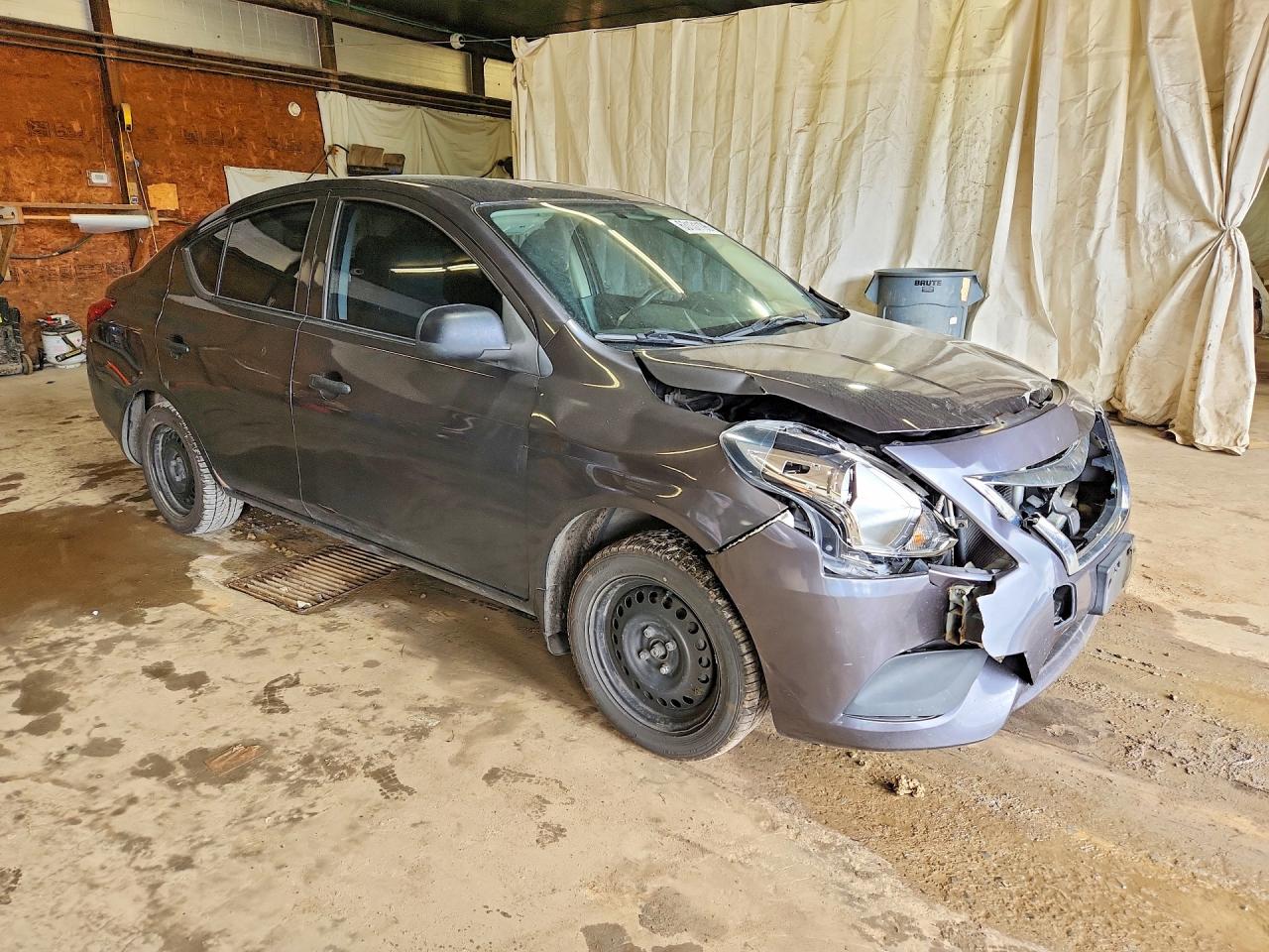2015 NISSAN VERSA 1.6 SV — снимка 4