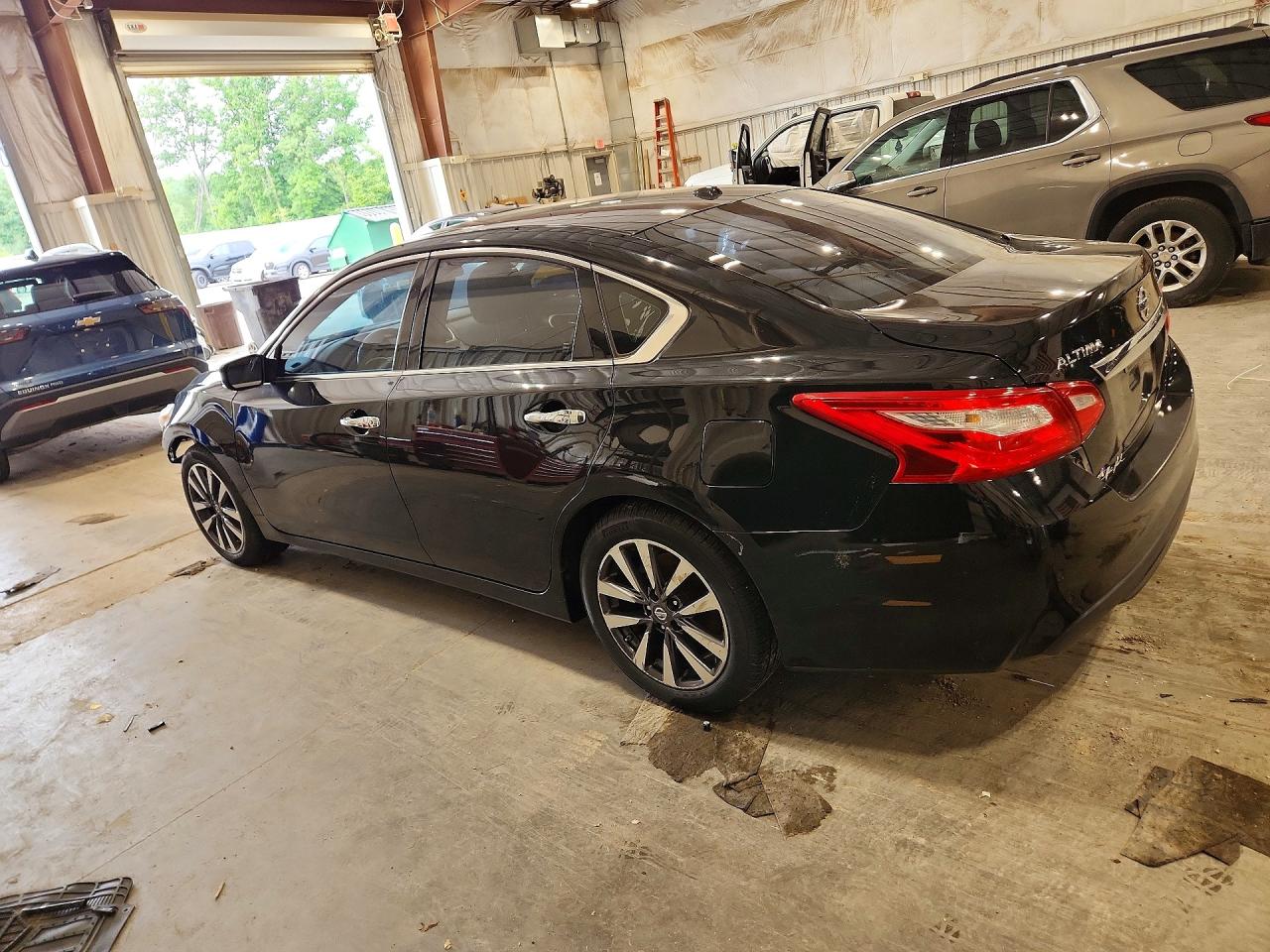 2017 NISSAN ALTIMA 2.5 SV — снимка 2