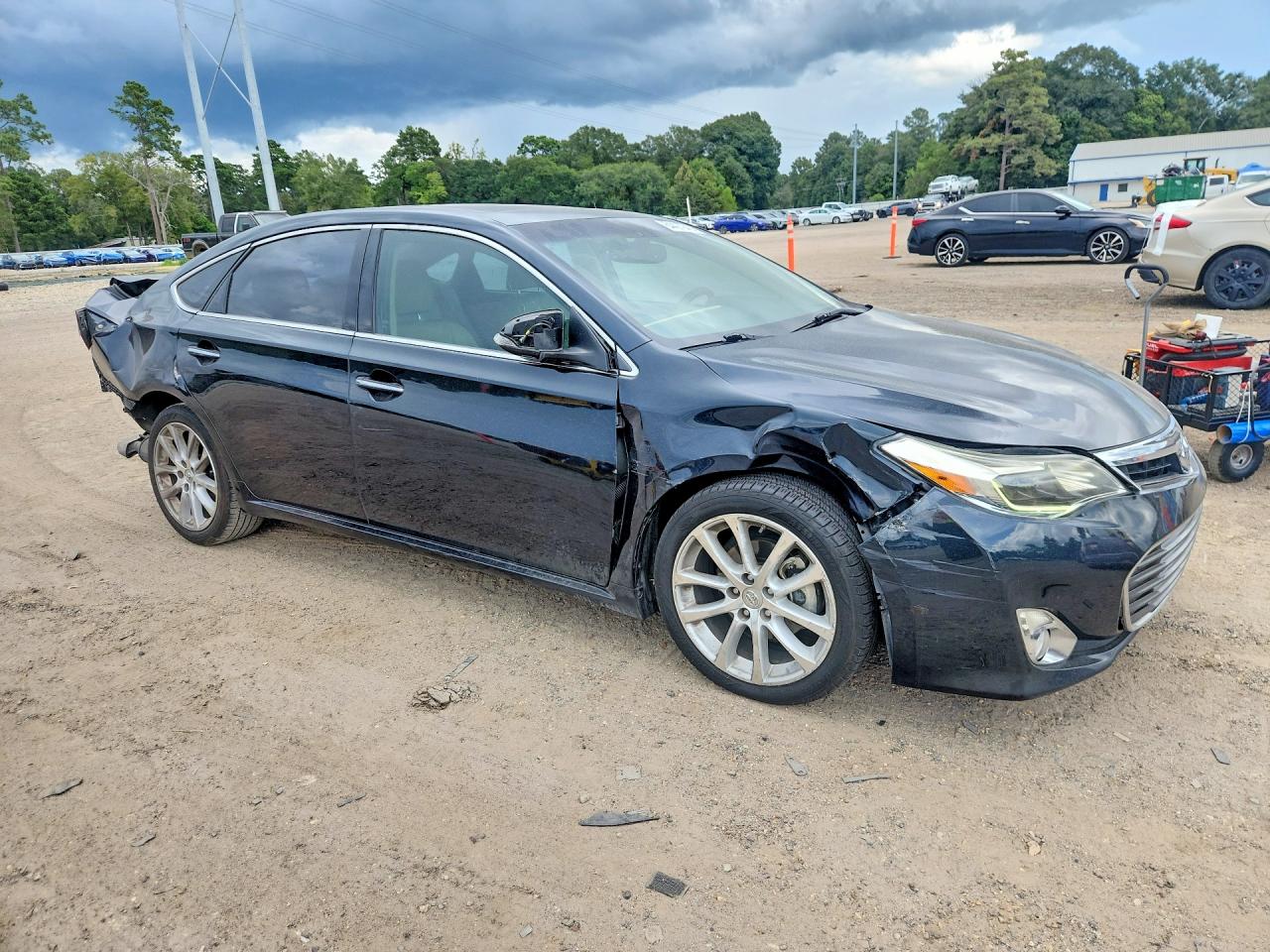 2015 TOYOTA AVALON LIMITED — снимка 4