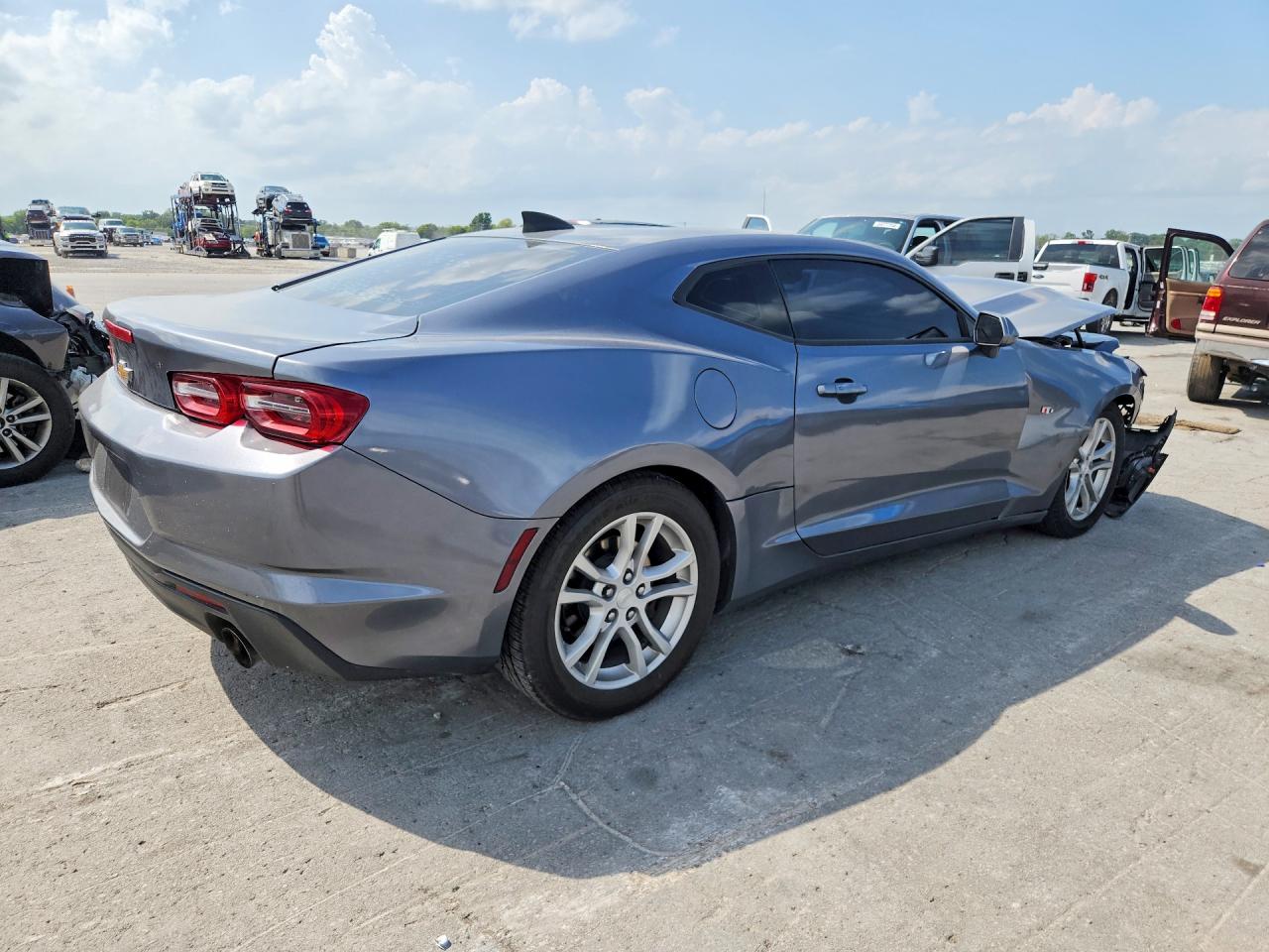 2019 CHEVROLET CAMARO LS — снимка 3