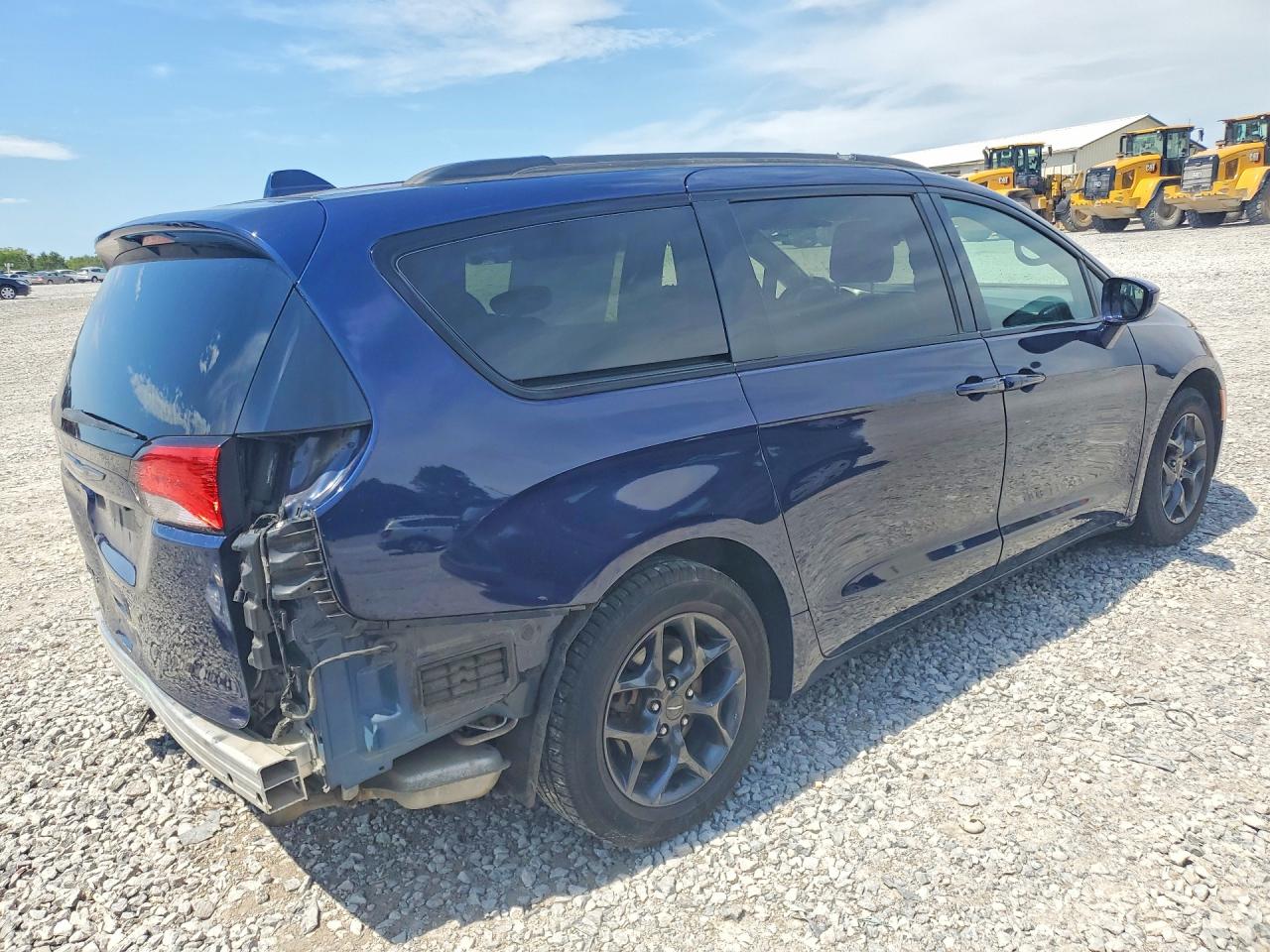 2018 CHRYSLER PACIFICA TOURING L — снимка 3