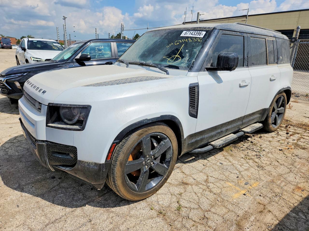 2023 LAND ROVER DEFENDER 110 X-DYNAMIC SE