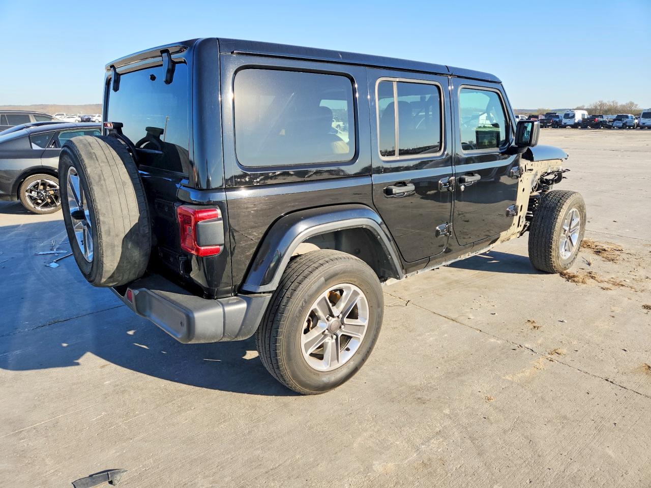 2018 JEEP WRANGLER UNLIMITED SAHARA — снимка 3