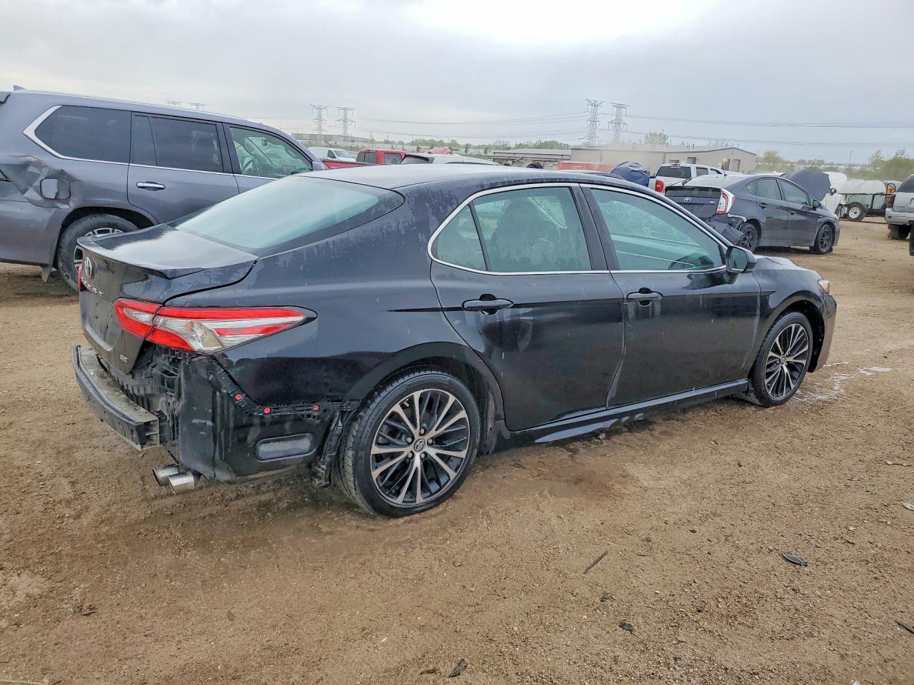 2018 TOYOTA CAMRY SE — снимка 3