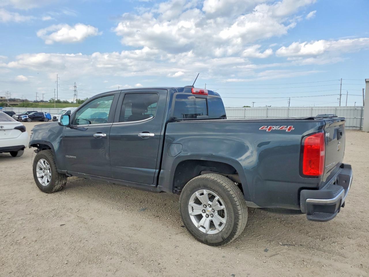 2017 CHEVROLET COLORADO LT — снимка 2