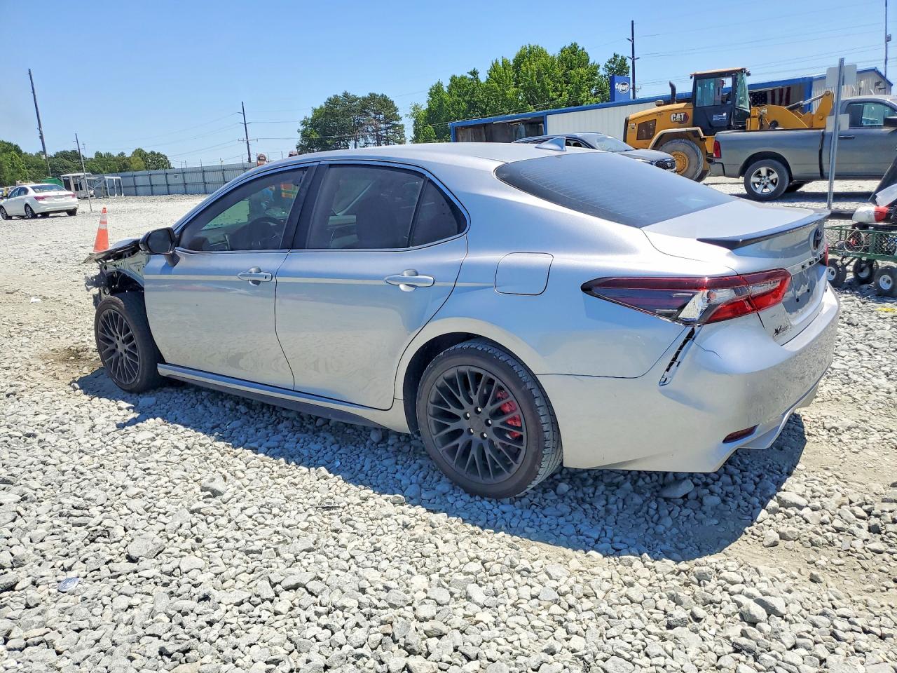2024 TOYOTA CAMRY SE — снимка 2