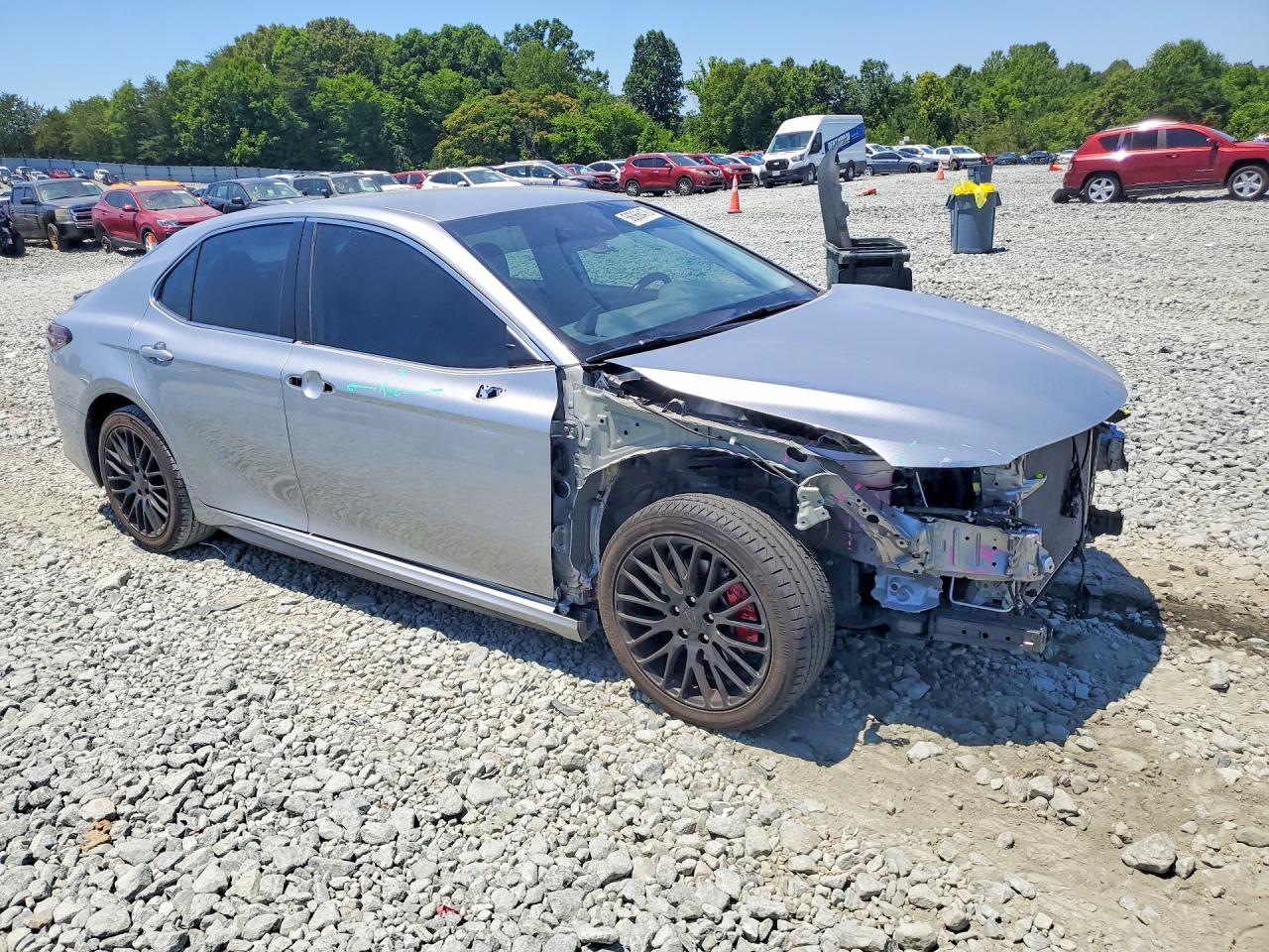 2024 TOYOTA CAMRY SE — снимка 4