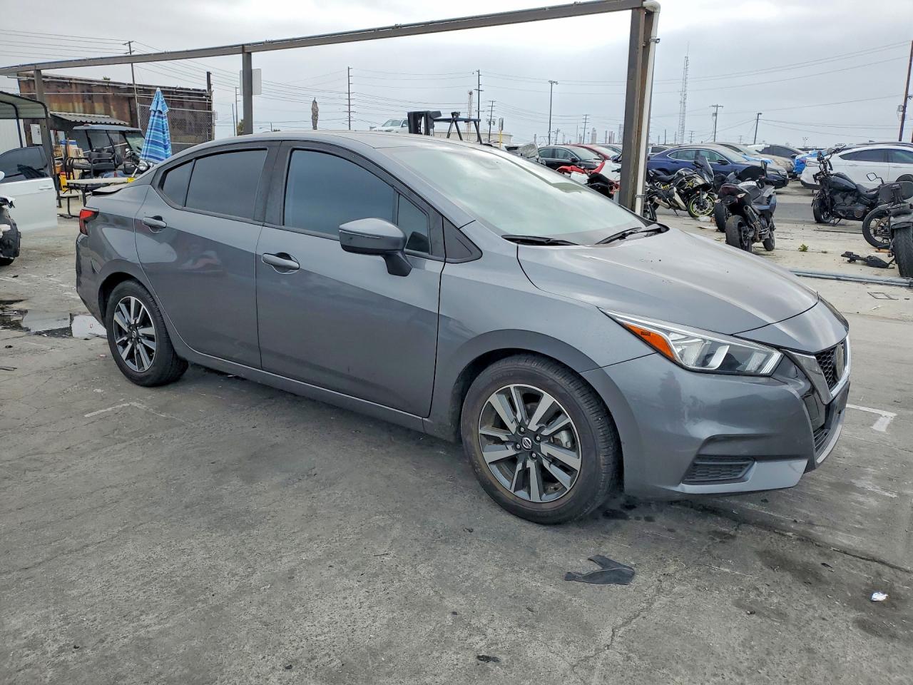 2021 NISSAN VERSA SV — снимка 4