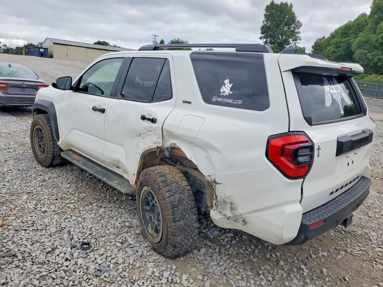 2025 TOYOTA 4RUNNER SR5 — снимка 2