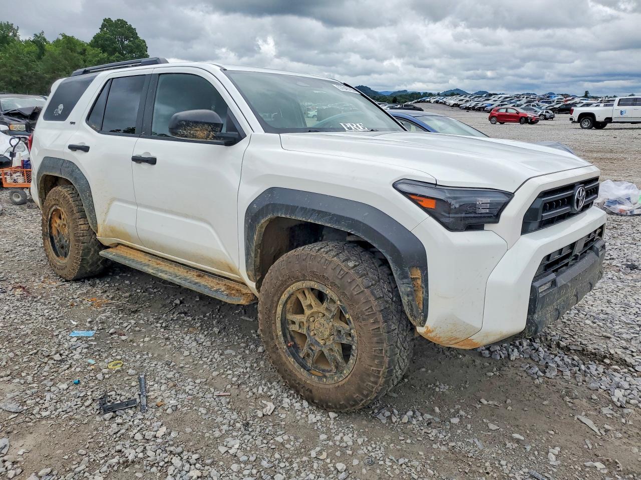 2025 TOYOTA 4RUNNER SR5 — снимка 4