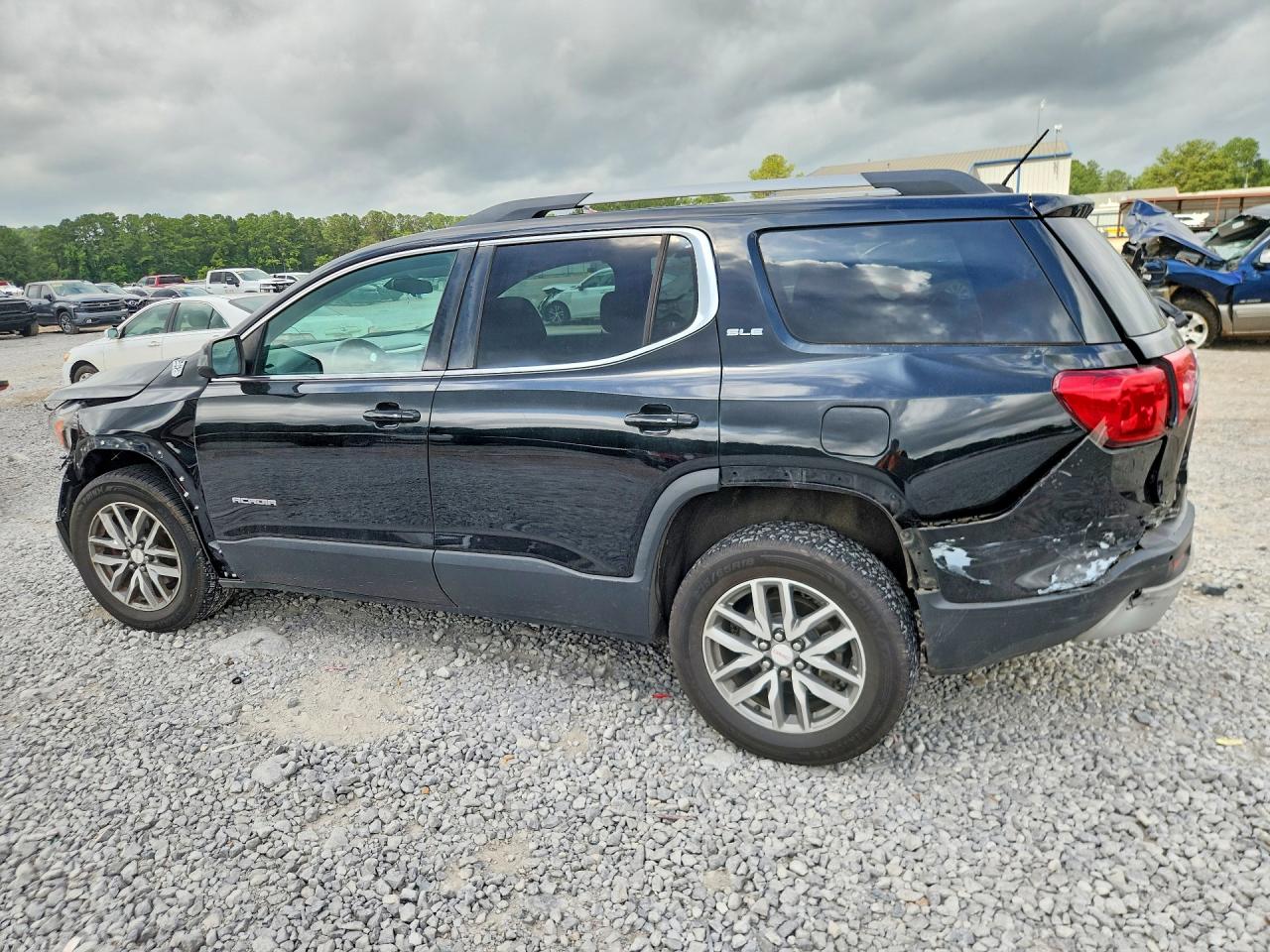 2017 GMC ACADIA SLE — снимка 2