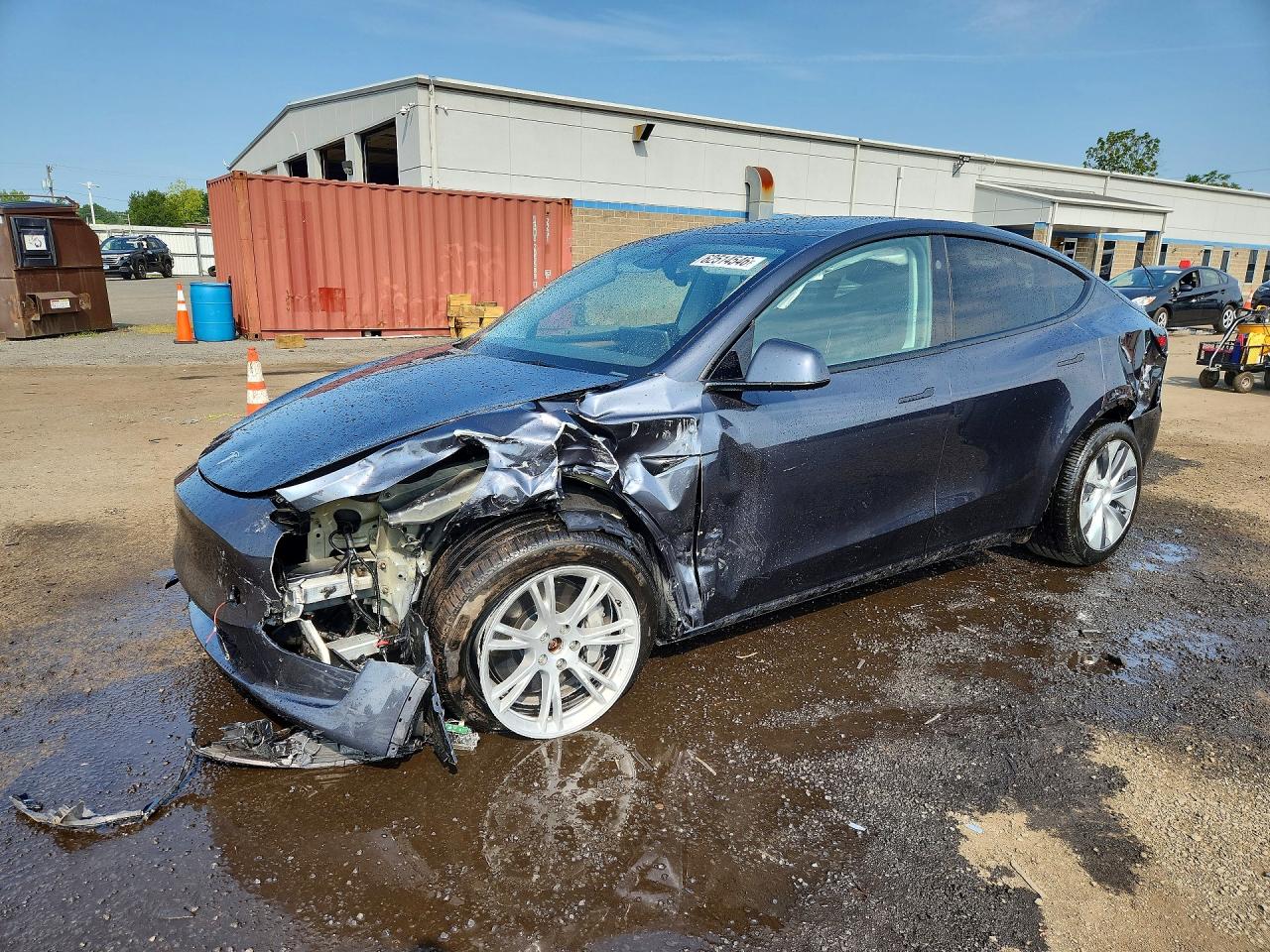 2024 TESLA MODEL Y
