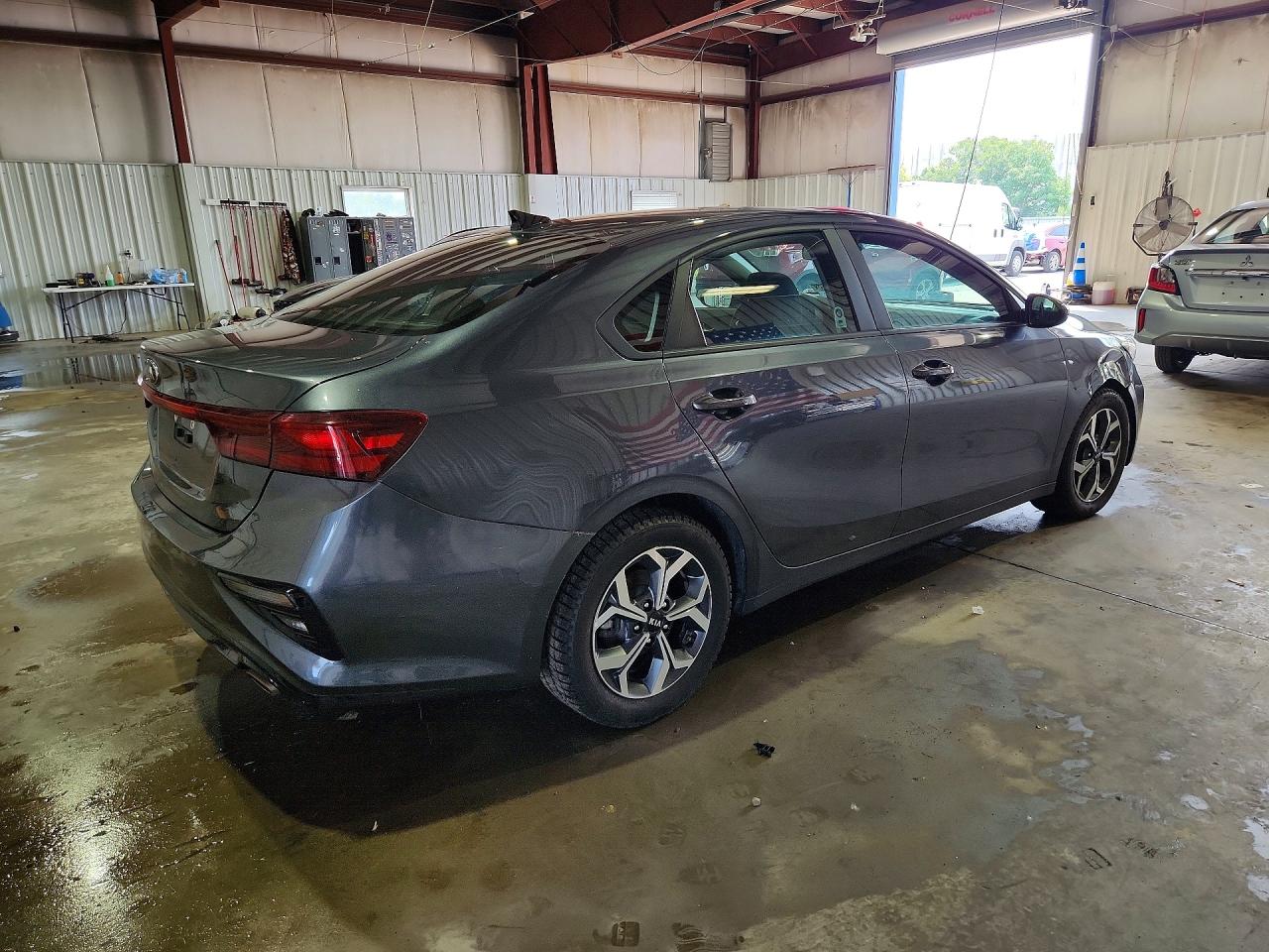 2021 KIA FORTE LXS — снимка 3
