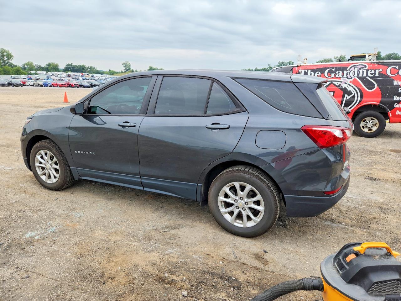 2020 CHEVROLET EQUINOX LS — снимка 2