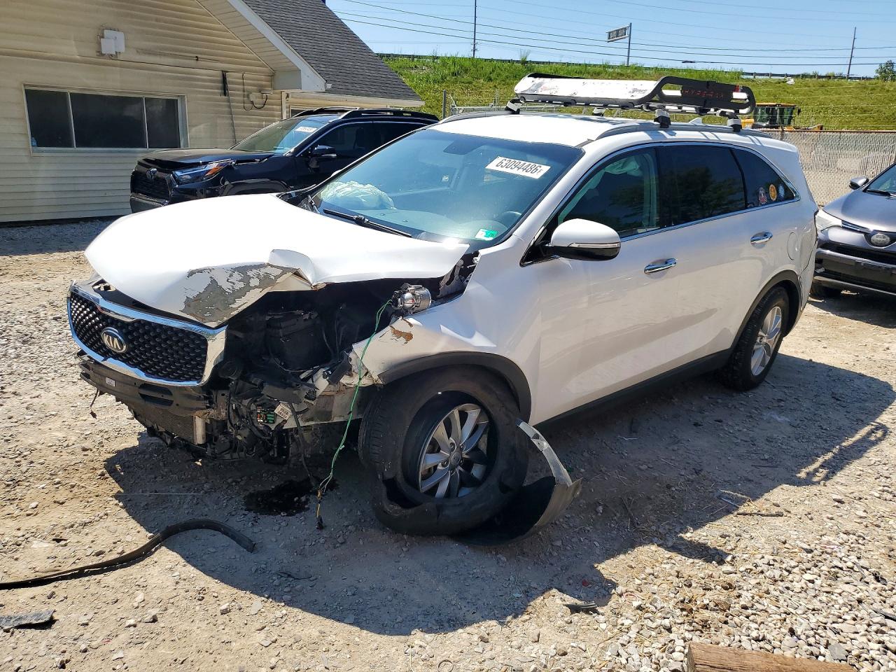 2017 KIA SORENTO LX V6
