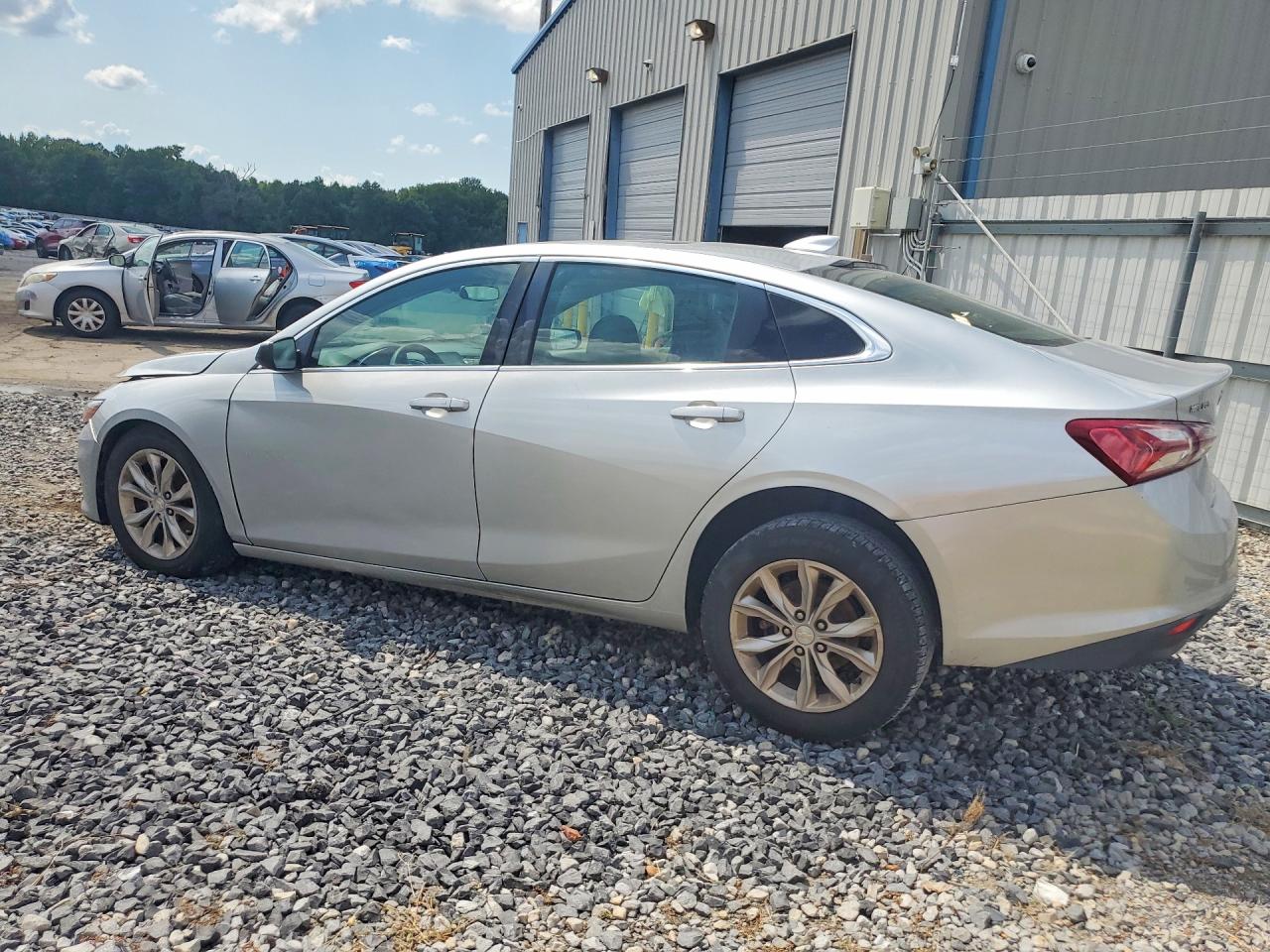 2020 CHEVROLET MALIBU LT — снимка 2