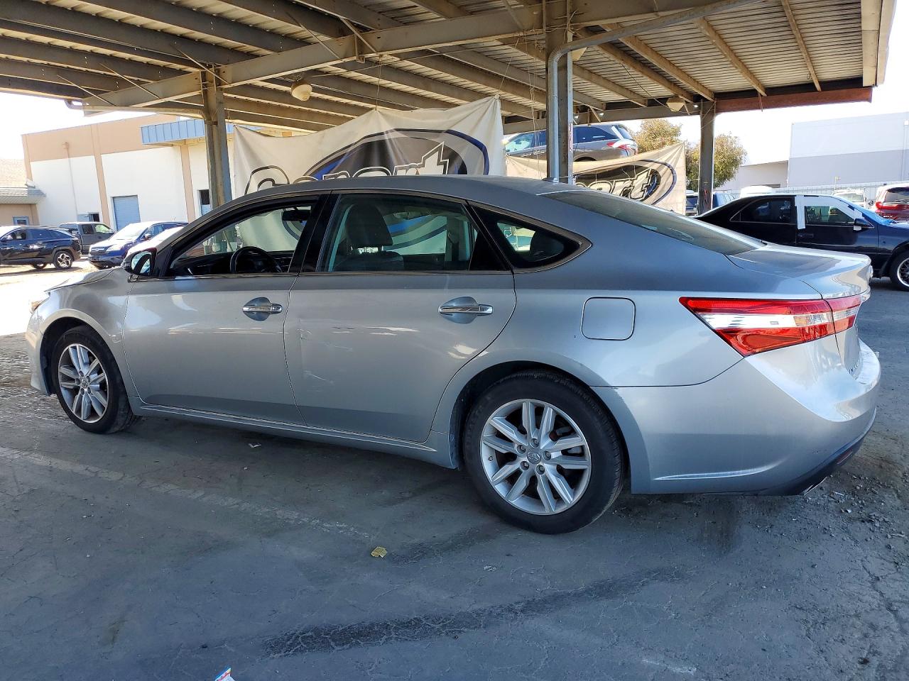 2015 TOYOTA AVALON XLE — снимка 2