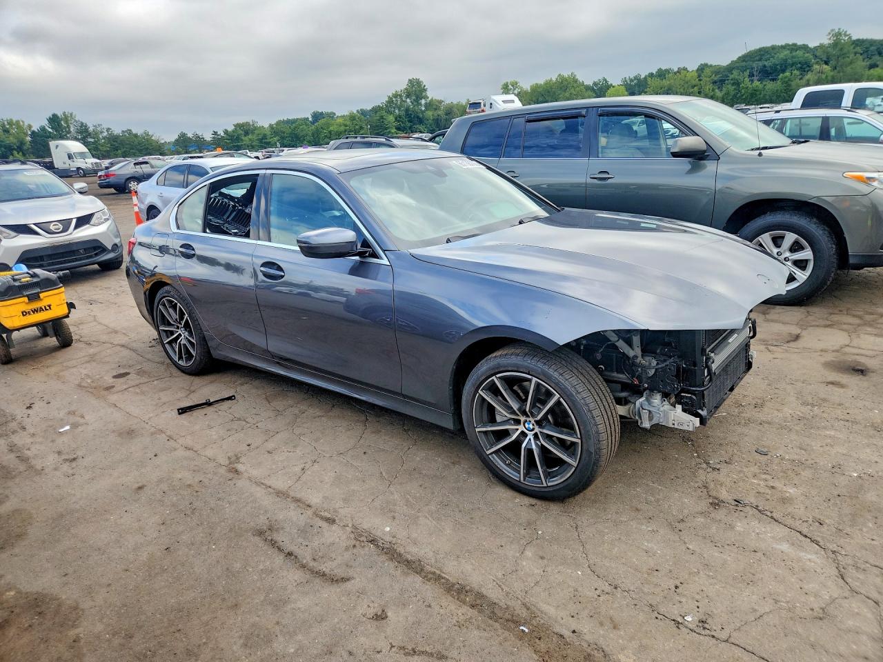 2021 BMW 330XI — снимка 4