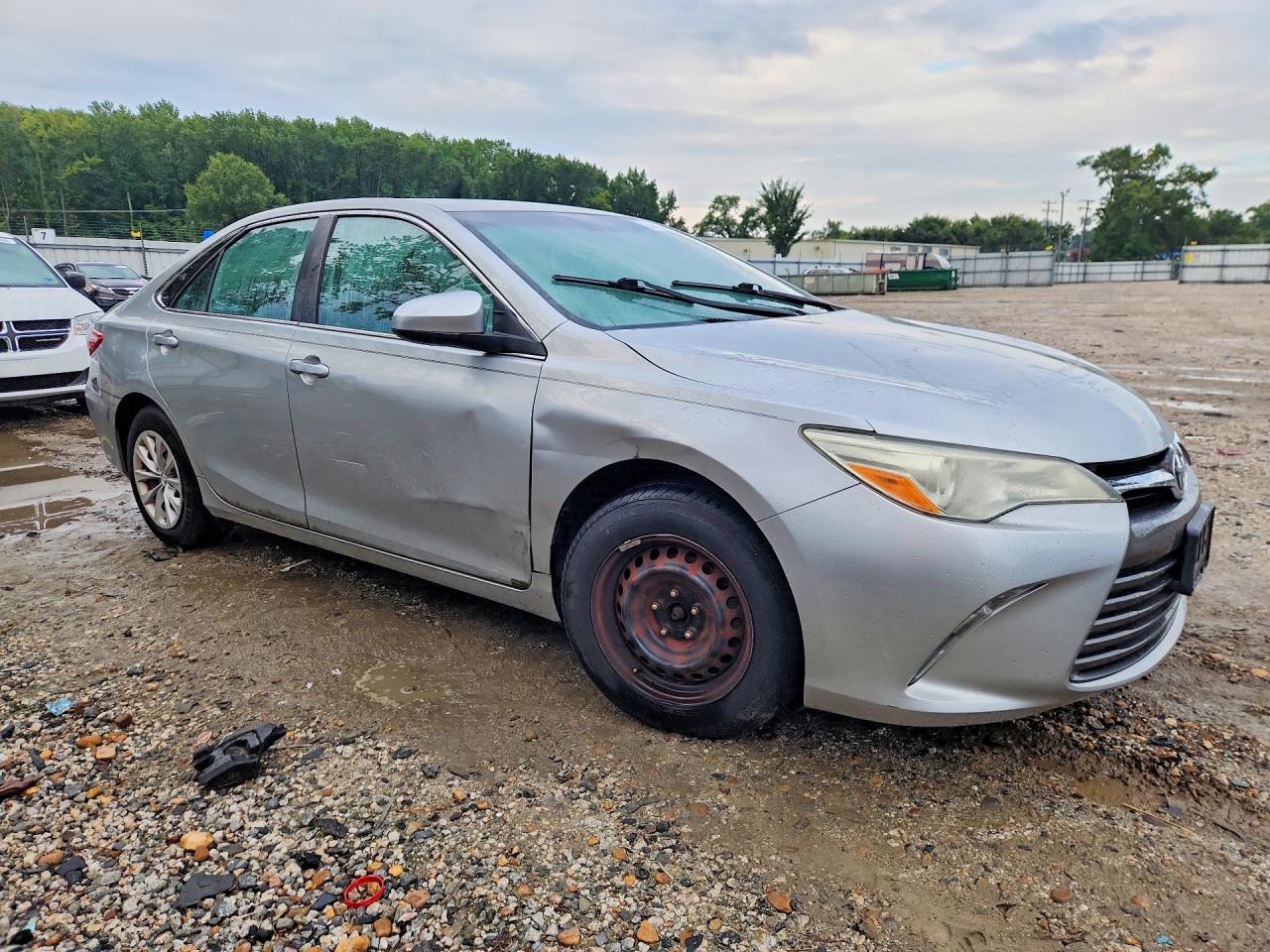 2016 TOYOTA CAMRY LE — снимка 4