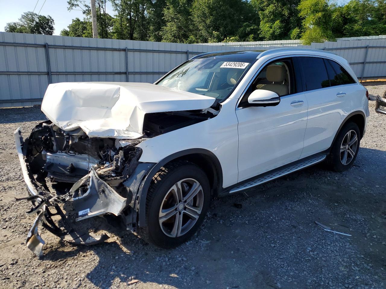 2016 MERCEDES-BENZ GLC 300