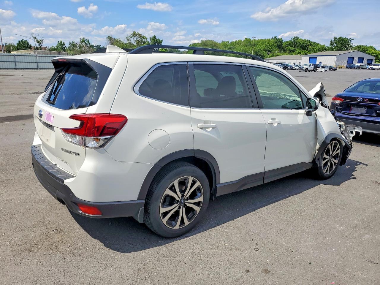 2021 SUBARU FORESTER LIMITED — снимка 3