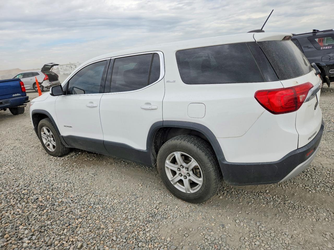 2017 GMC ACADIA SLE — снимка 2
