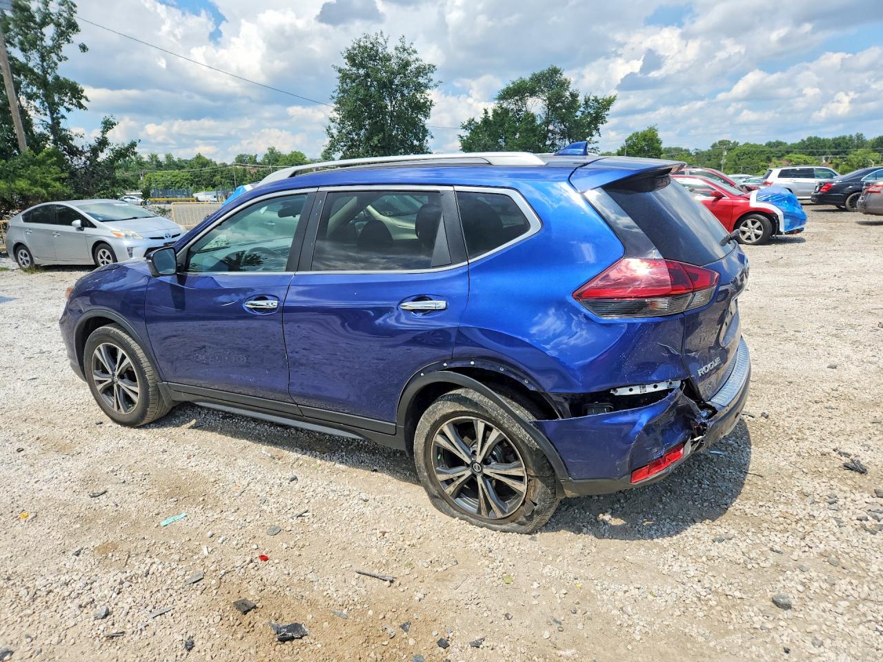 2019 NISSAN ROGUE SV — снимка 2