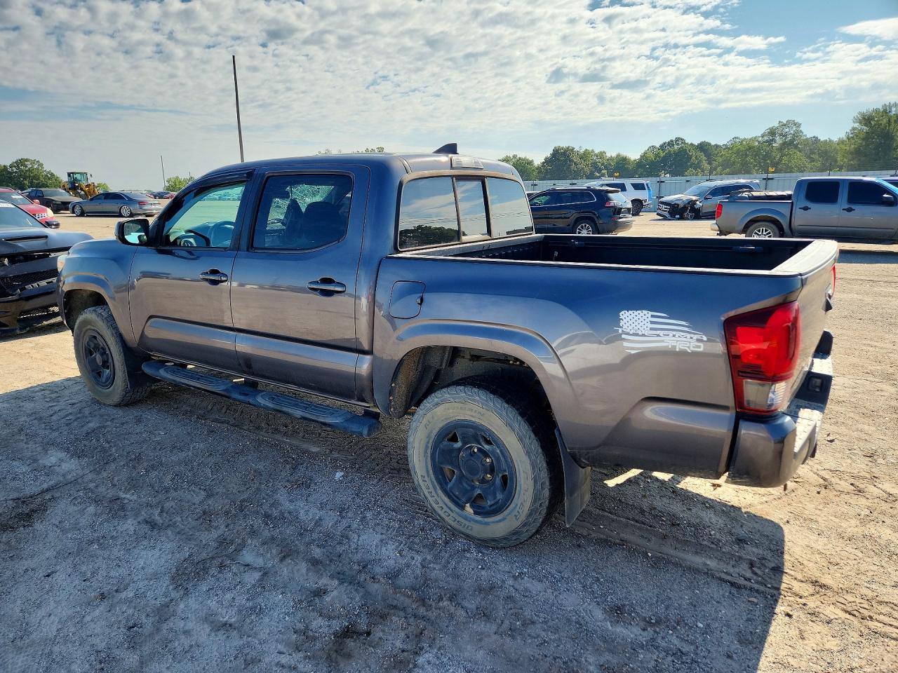 2019 TOYOTA TACOMA SR — снимка 2