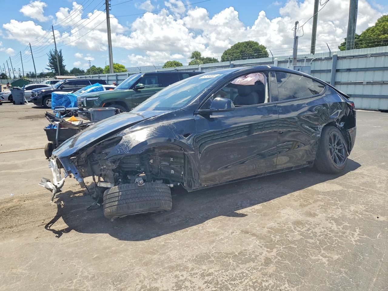 2024 TESLA MODEL Y