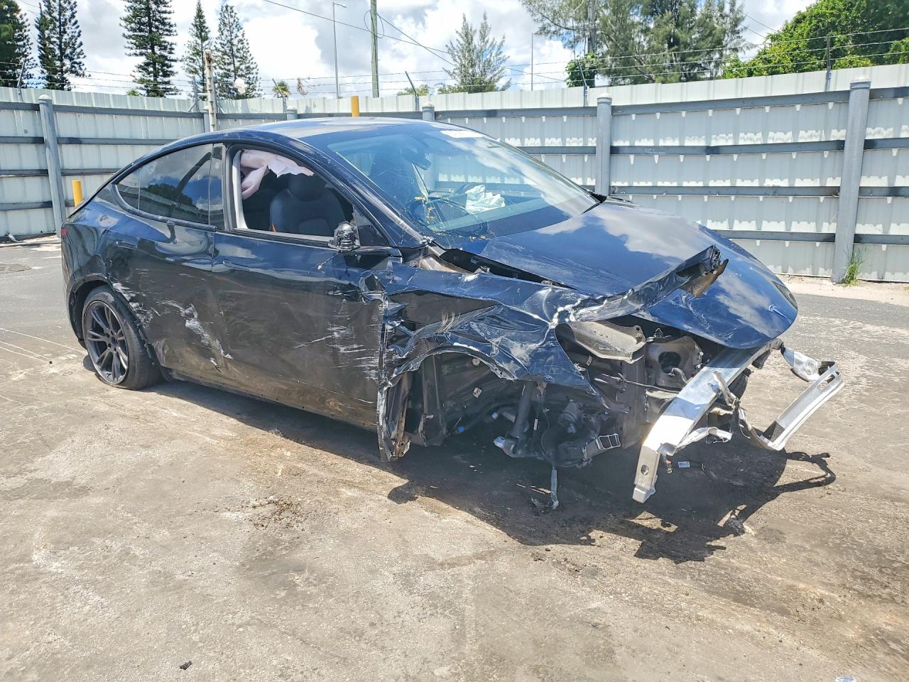 2024 TESLA MODEL Y — снимка 4