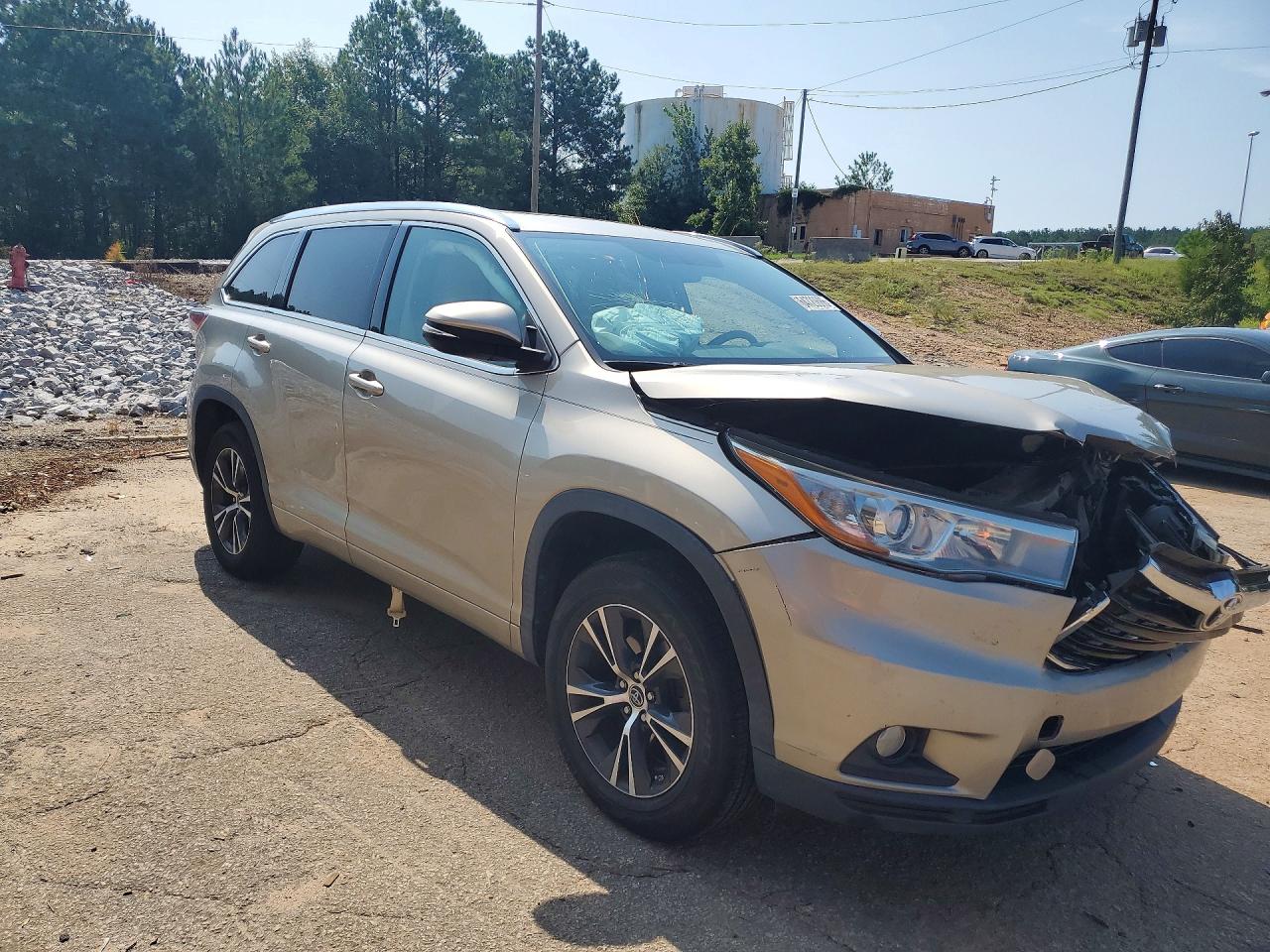2016 TOYOTA HIGHLANDER XLE — снимка 4