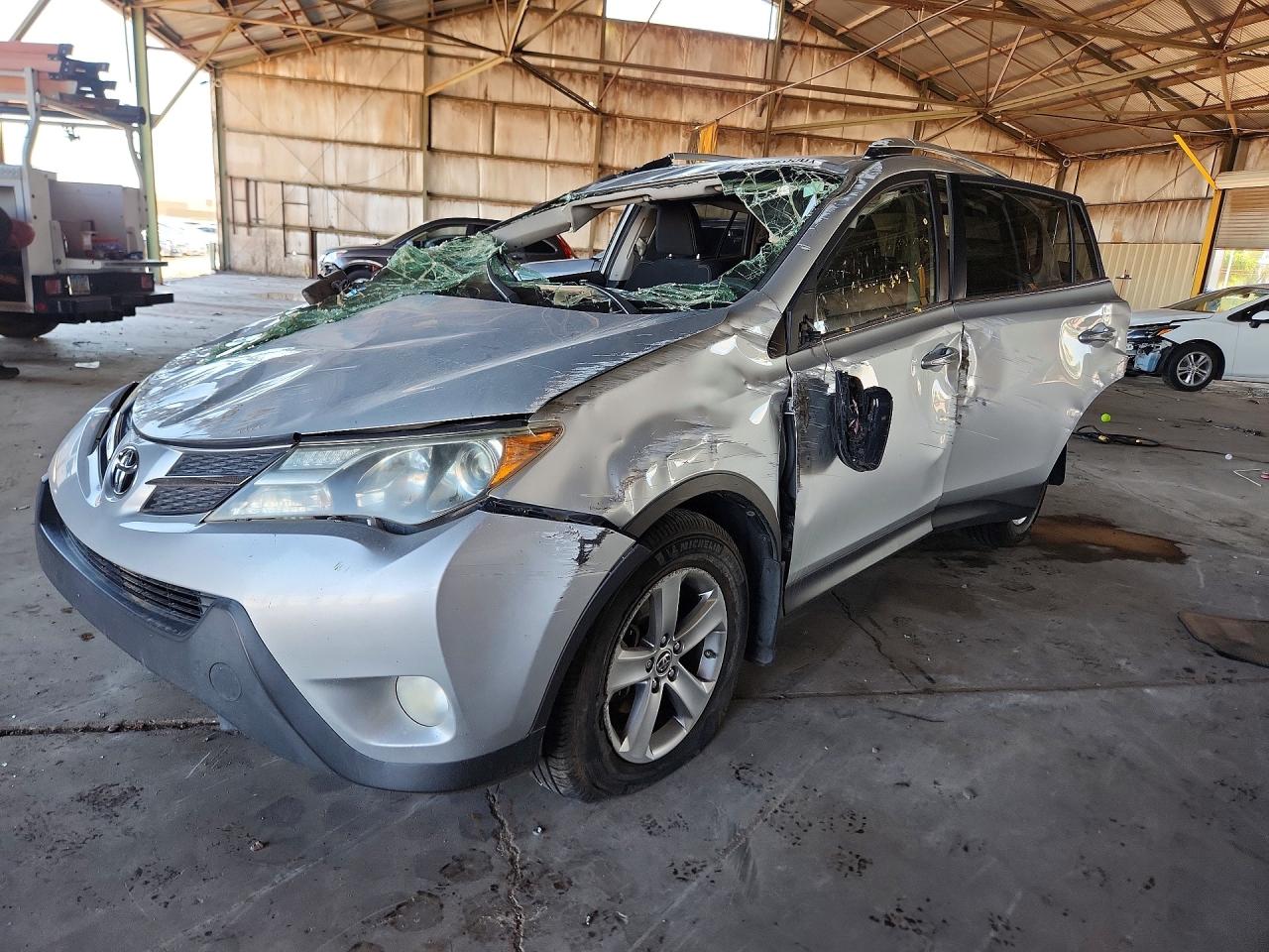 2015 TOYOTA RAV4 XLE