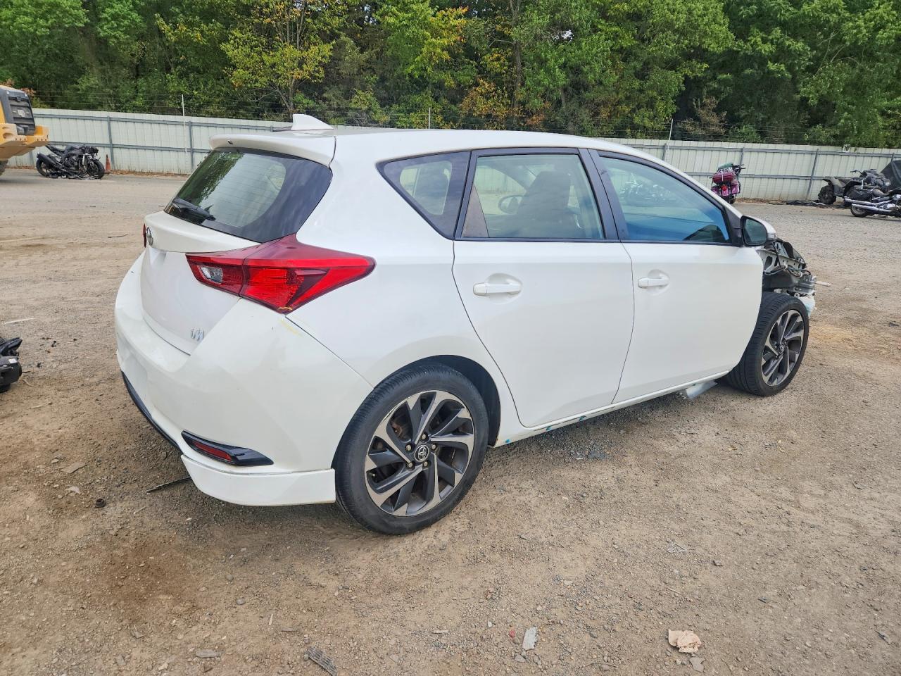 2017 TOYOTA COROLLA IM BASE — снимка 3