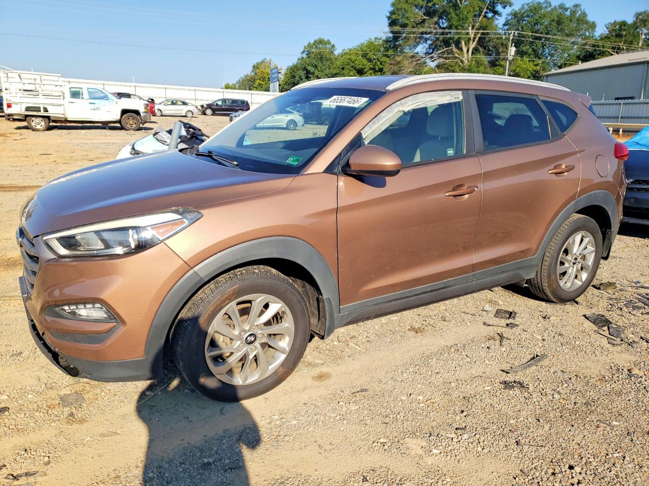 2016 HYUNDAI TUCSON SE