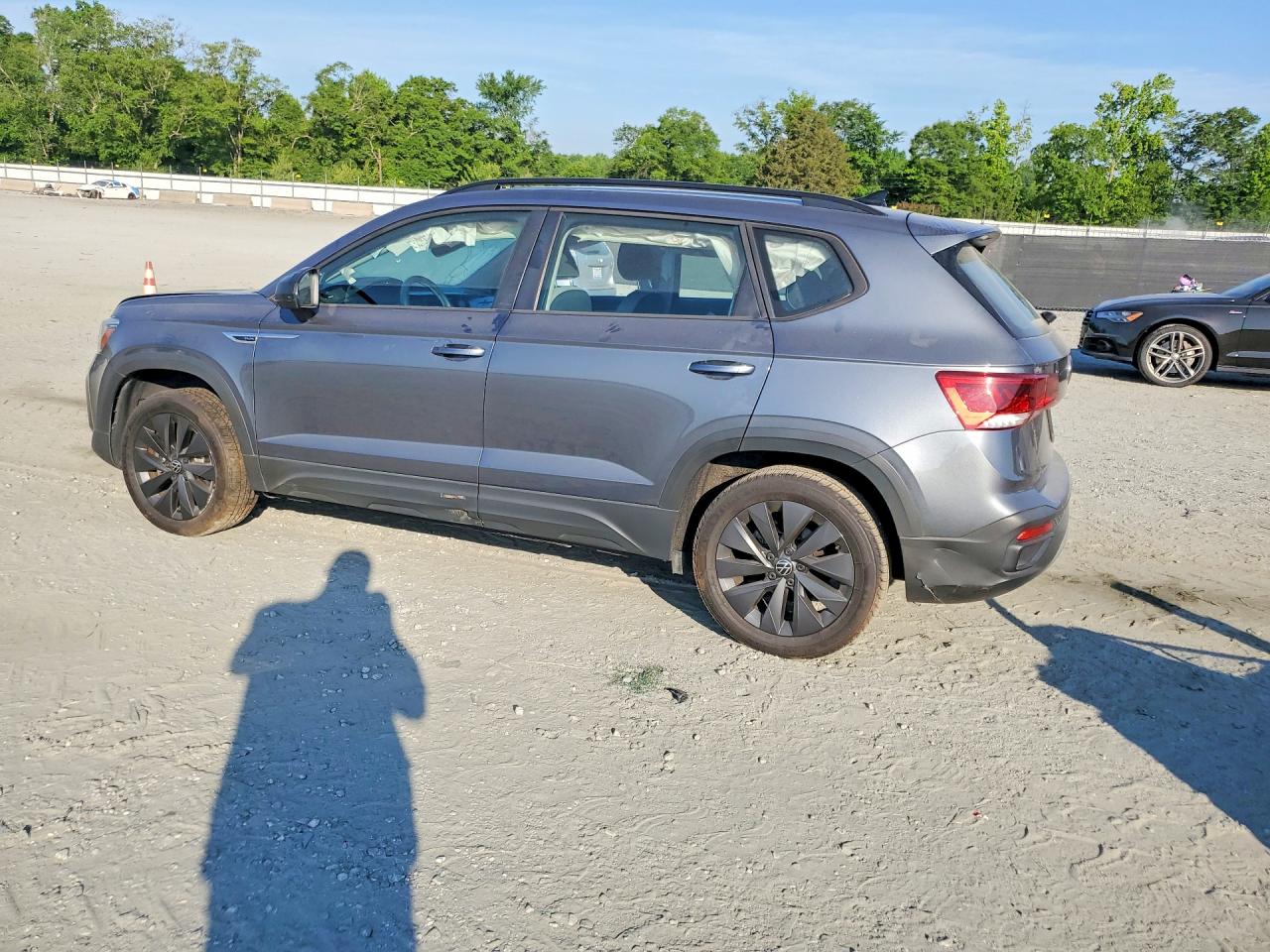 2024 VOLKSWAGEN TAOS S — снимка 2