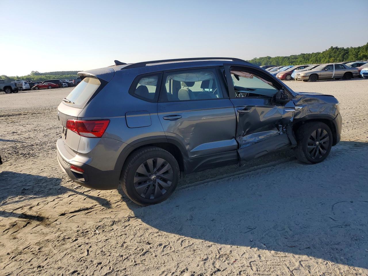2024 VOLKSWAGEN TAOS S — снимка 3