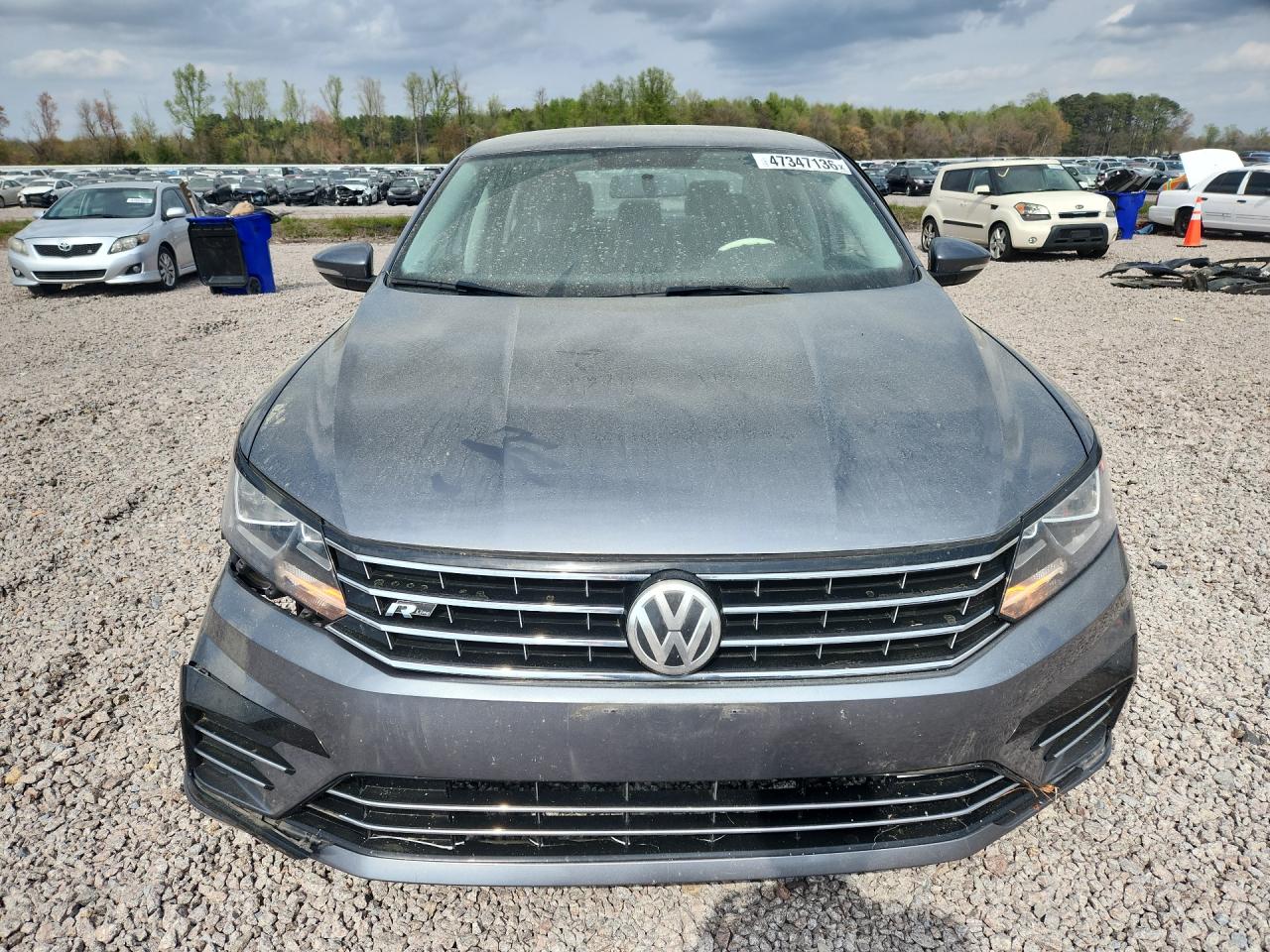 2017 VOLKSWAGEN PASSAT R-LINE — снимка 5