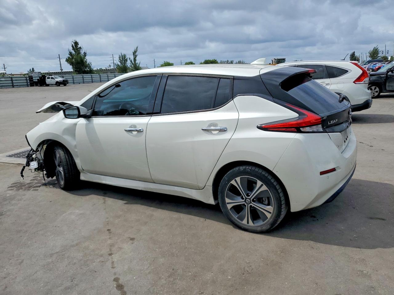2020 NISSAN LEAF SL PLUS — снимка 2