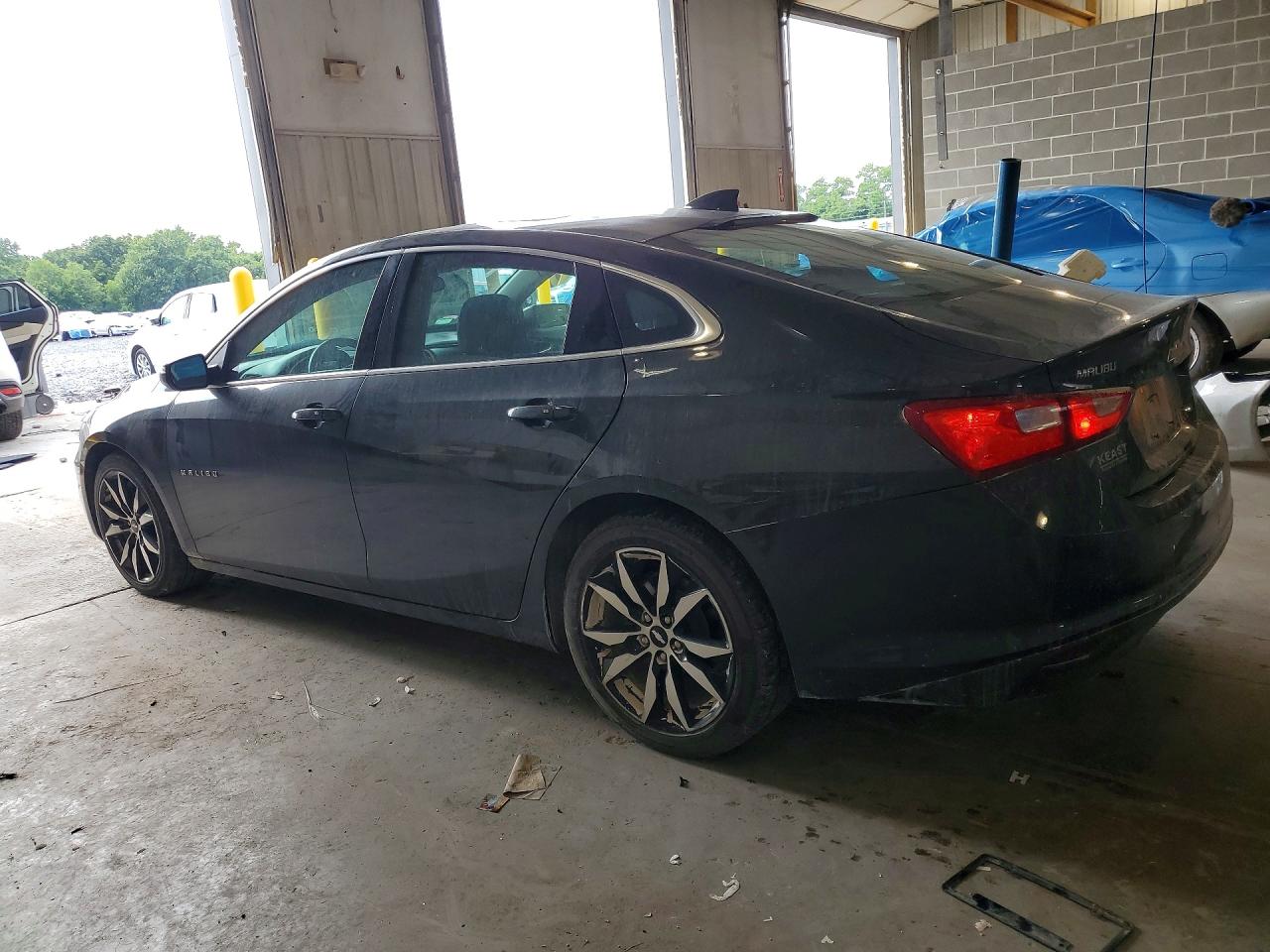 2017 CHEVROLET MALIBU LT — снимка 2