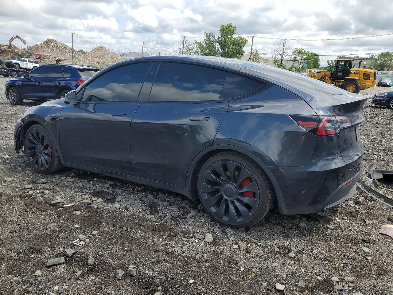2024 TESLA MODEL Y — снимка 2
