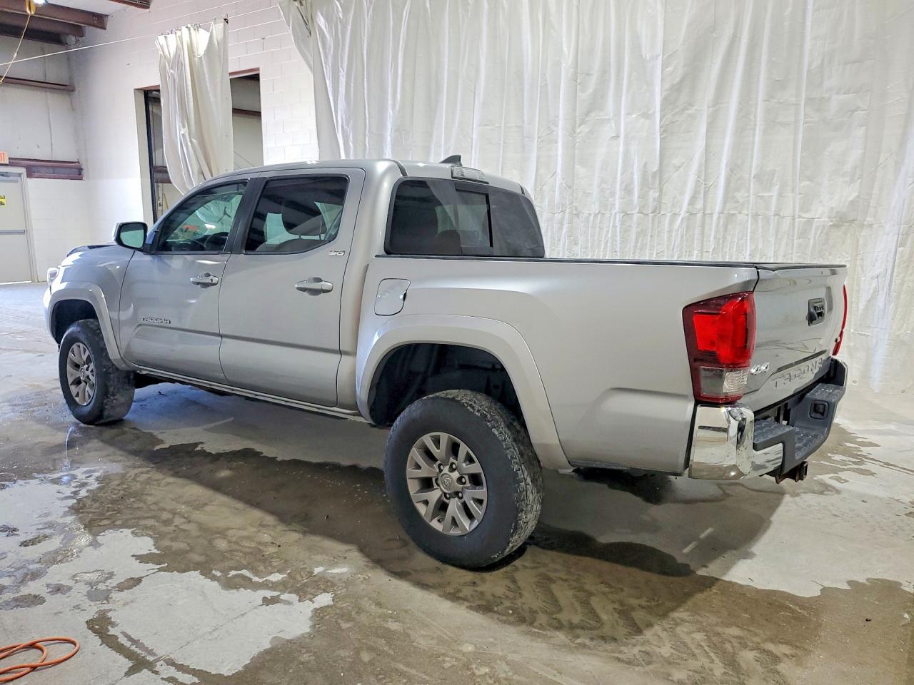 2019 TOYOTA TACOMA SR5 V6 — снимка 2