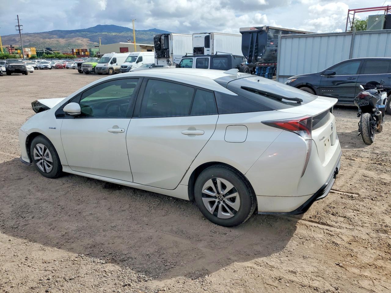 2017 TOYOTA PRIUS TWO ECO — снимка 2