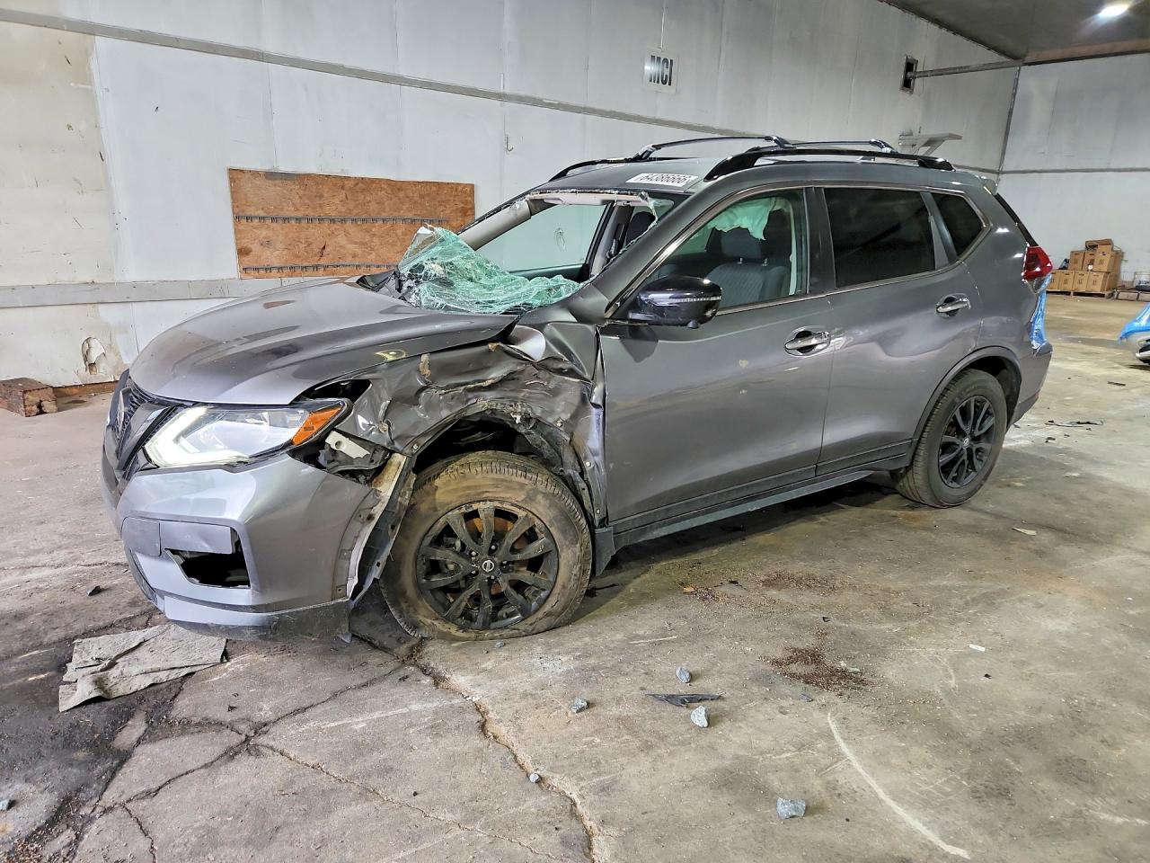 2018 NISSAN ROGUE SV